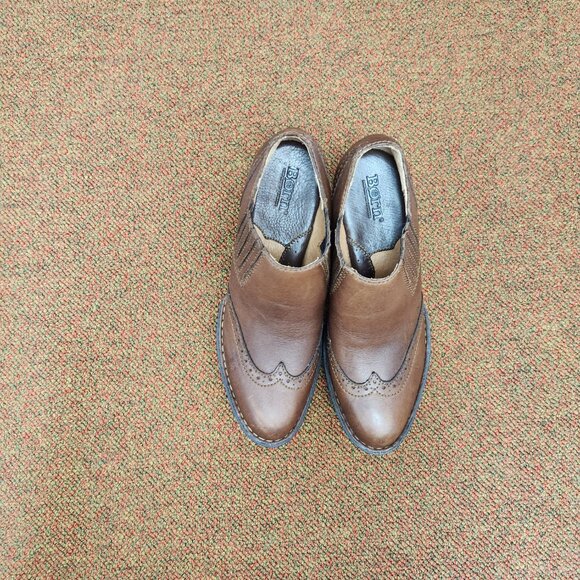 Born Leather Slip on Heeled Booties - Picture 3 of 11